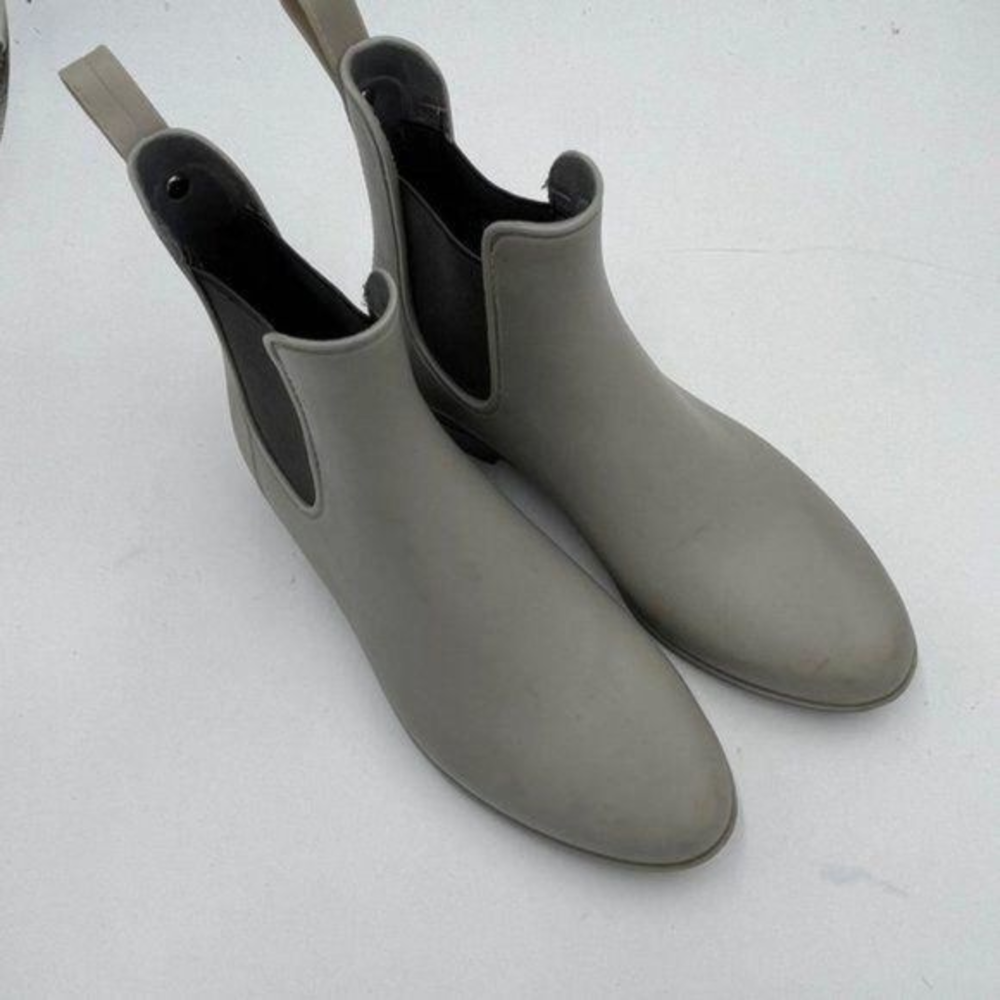 Sam Edelman Gray Rain‎ Bootie